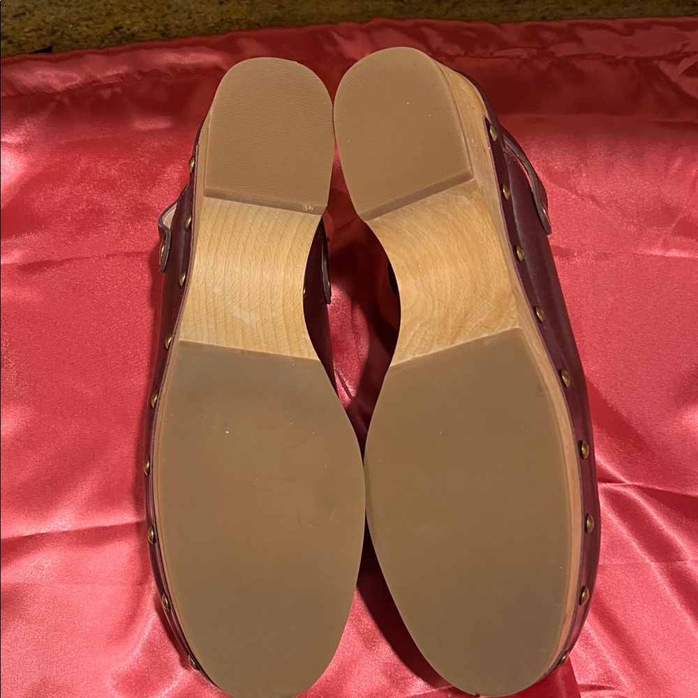 J Crew …Burgundy/Oxblood Women's Leather Clogs - Picture 5 of 5